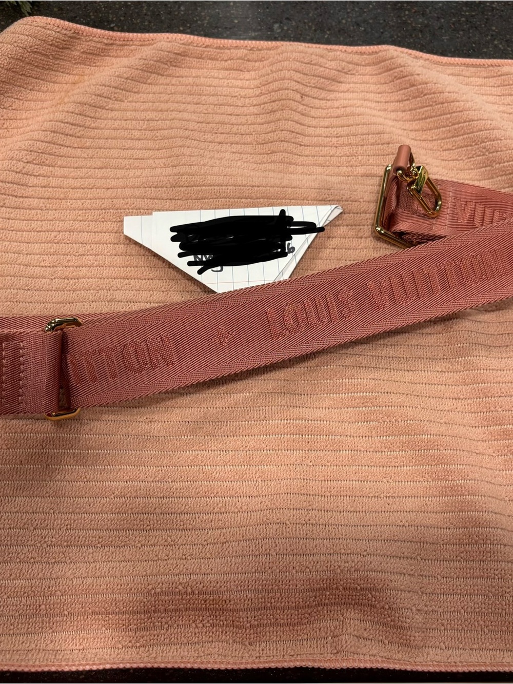 Louis Vuitton Peach Leather Strap with Gold Hardware Very Rare Color - Picture 6 of 6